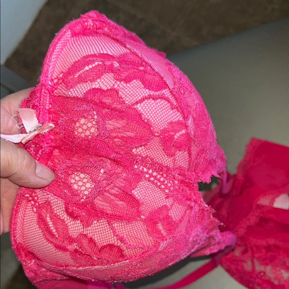 Victoria's Secret Pink Bra Intimates & Sleepwear - Picture 10 of 10